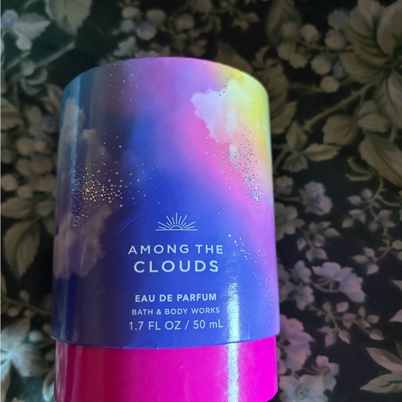 Bath & Body Works but  Among the Clouds
fragrance in the box, used once. - Picture 6 of 8